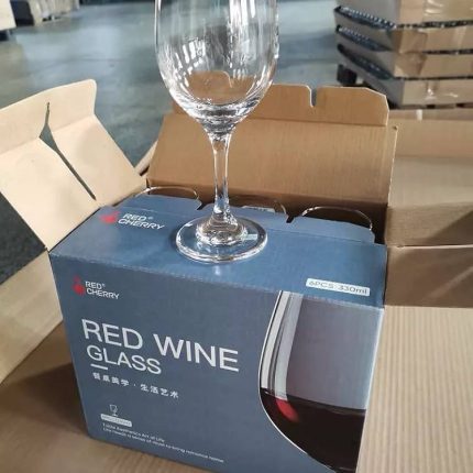 Goblet wine glass